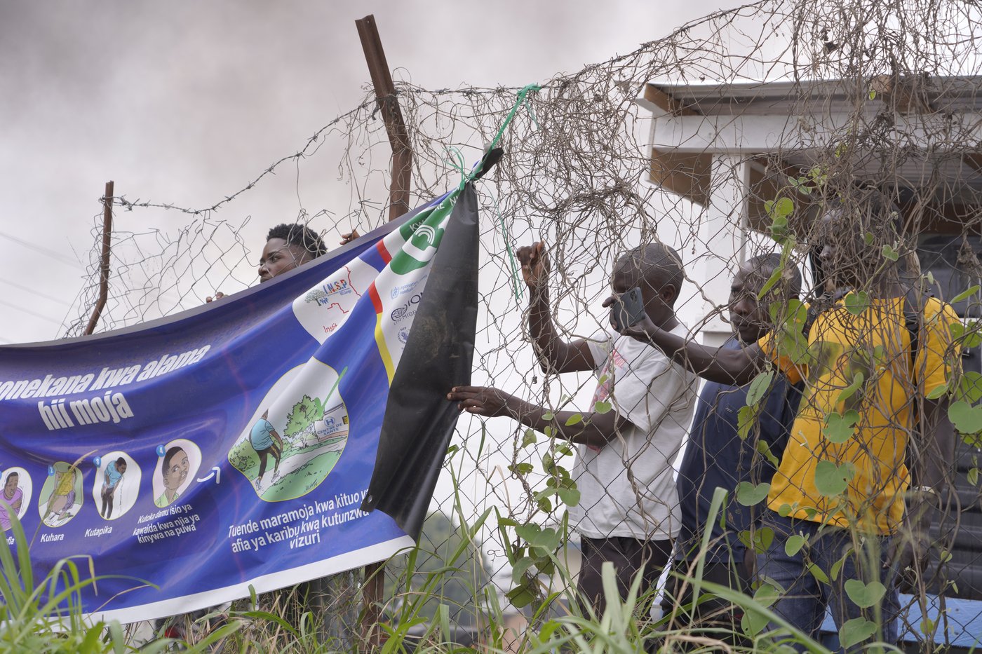 Why the fastest-growing Ebola outbreak in history is becoming more challenging | iNFOnews.ca