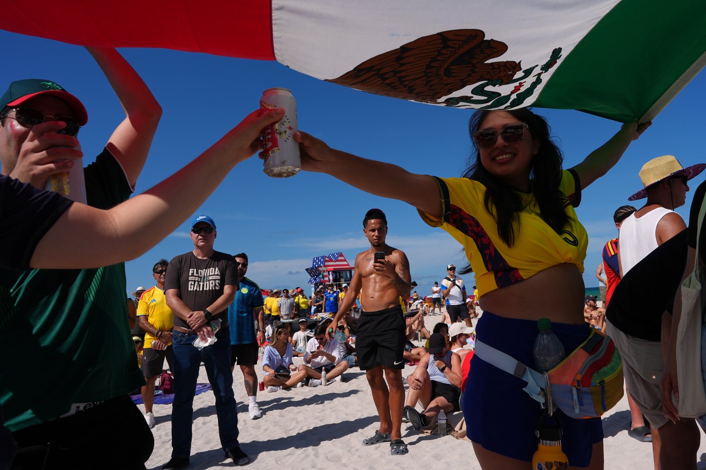 Soccer fans around the world watch the World Cup, in photos | iNFOnews.ca