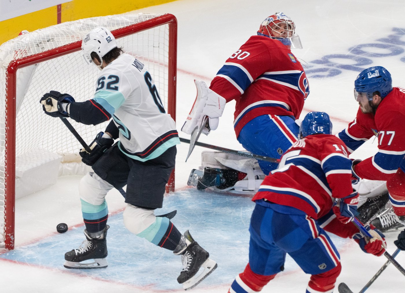Brandon Montour scores hat trick in Kraken's 8-2 rout of Canadiens | iNFOnews.ca Brandon Montour scores hat trick in Kraken's 8-2 rout of Canadiens | iNFOnews.ca