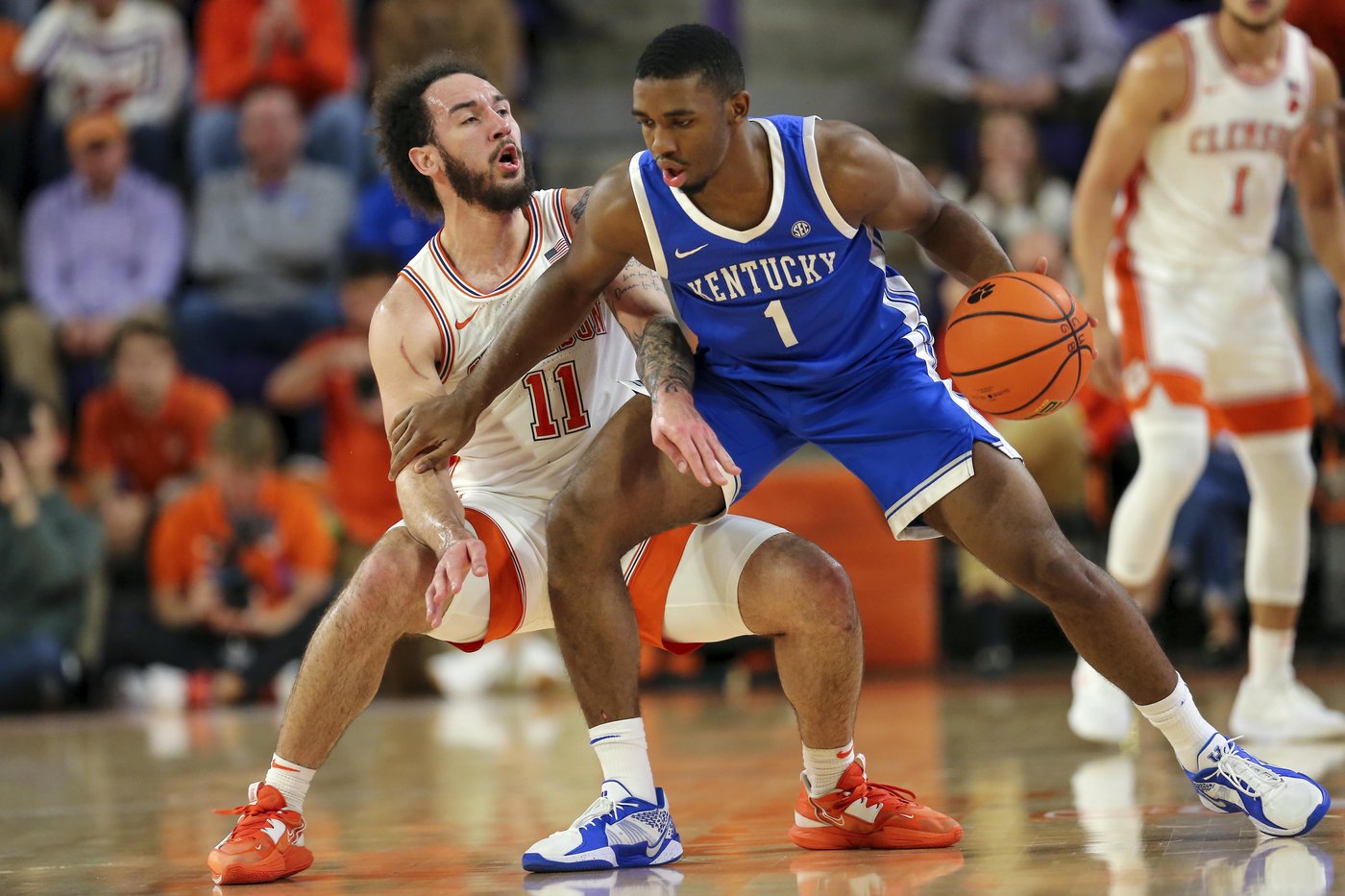 Wiggins, Schieffelin and Clemson's defense hold down No. 4 Kentucky for a 70-66 win | iNFOnews.ca