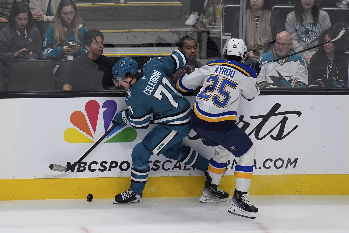 18-year-old Macklin Celebrini scores a goal in his hyped debut for the Sharks | iNFOnews.ca