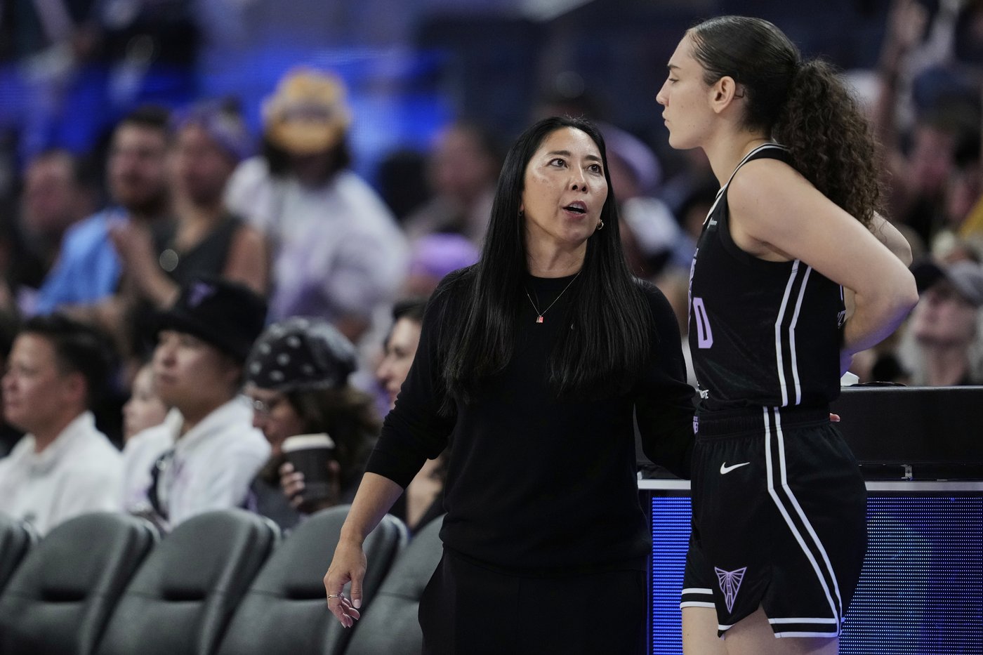 The Valkyries made WNBA history and won over fans in just one season | iNFOnews.ca