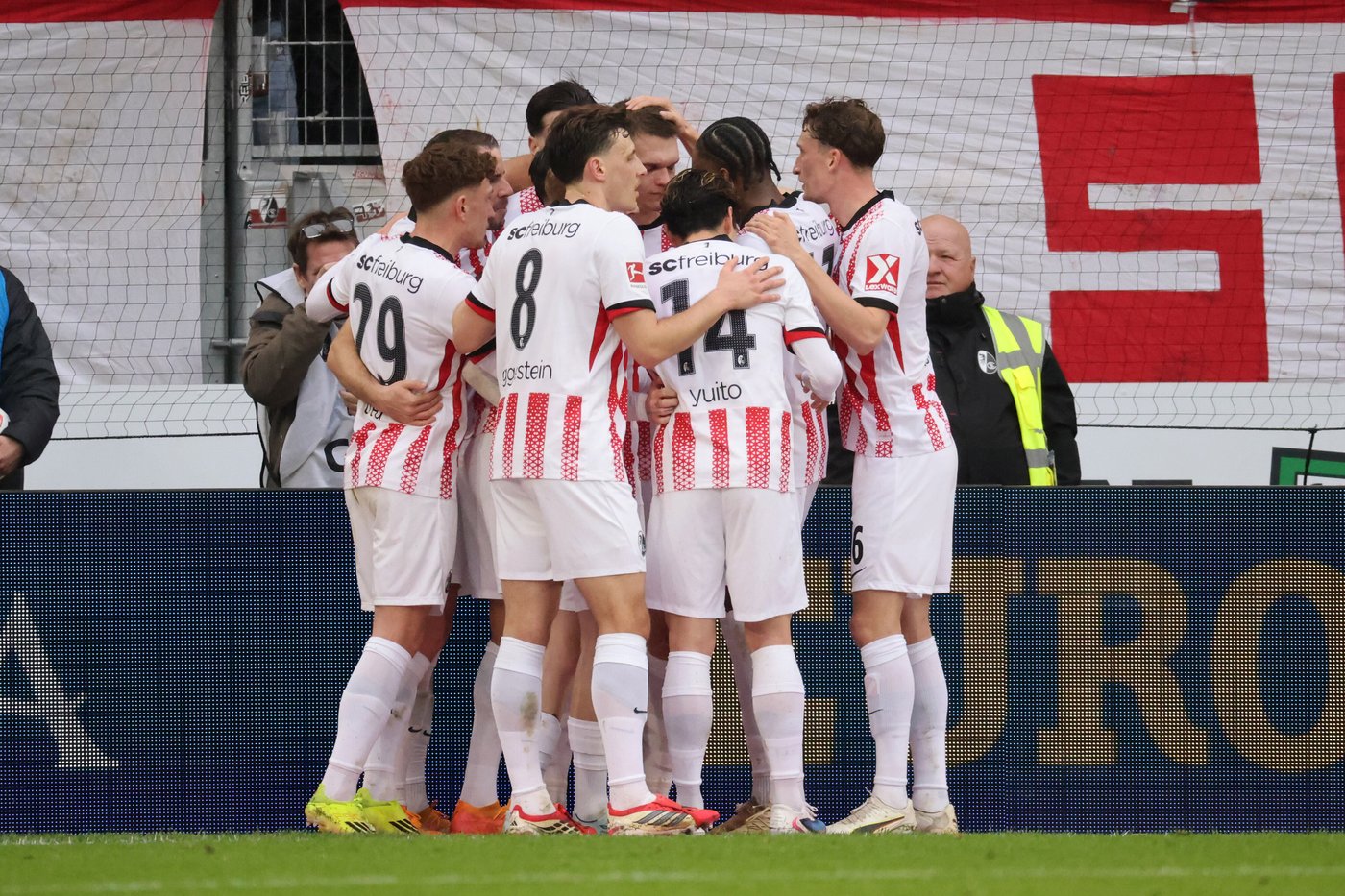 Stuttgart rescues 3-3 draw as Bundesliga relegation scrap impacts Champions League race | iNFOnews.ca Stuttgart rescues 3-3 draw as Bundesliga relegation scrap impacts Champions League race | iNFOnews.ca
