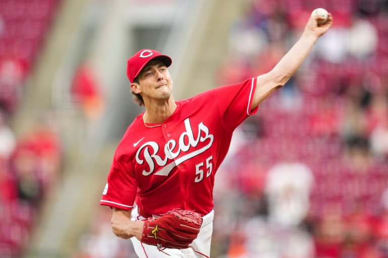 Reds place left-hander starter Brandon Williamson on 15-day IL with shoulder fatigue | iNFOnews.ca