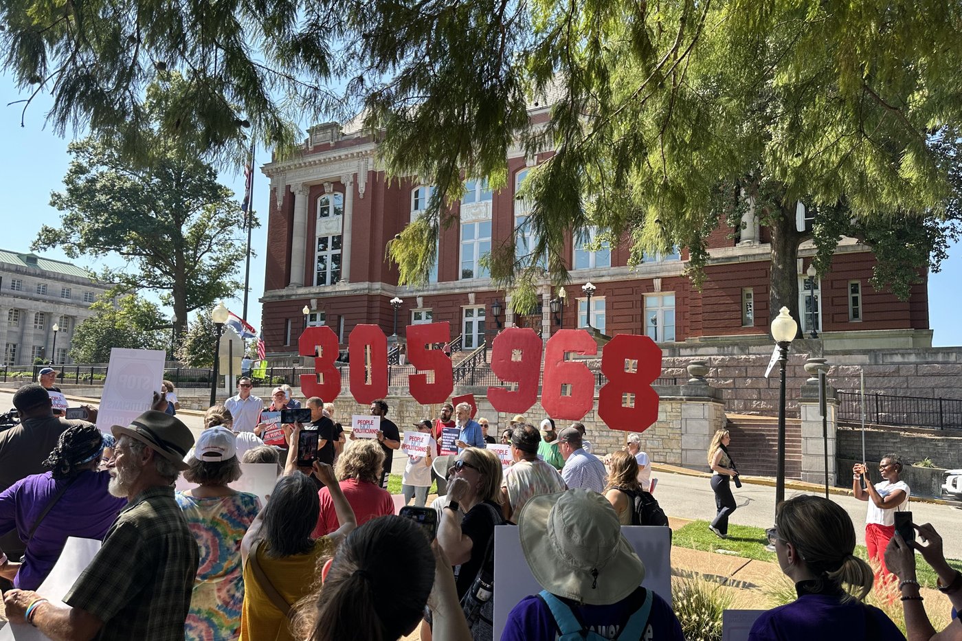 Missouri court blocks Trump-backed US House map and orders it to be put to a vote | iNFOnews.ca Missouri court blocks Trump-backed US House map and orders it to be put to a vote | iNFOnews.ca
