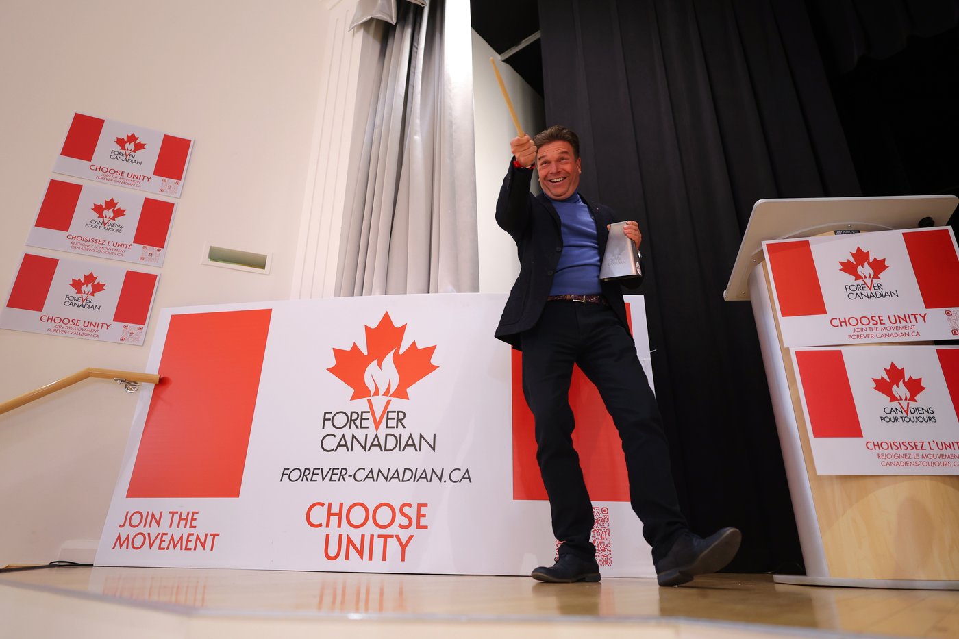 Maple leaf love: Albertans vote strongly to stay in Canada | iNFOnews.ca Maple leaf love: Albertans vote strongly to stay in Canada | iNFOnews.ca
