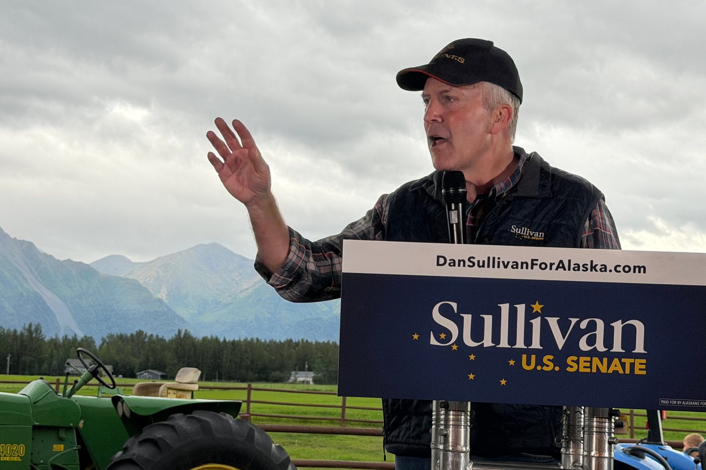 'Lower 48' is a phrase to fight over in Alaska. It's a fixture in the state's US Senate contest | iNFOnews.ca 'Lower 48' is a phrase to fight over in Alaska. It's a fixture in the state's US Senate contest | iNFOnews.ca