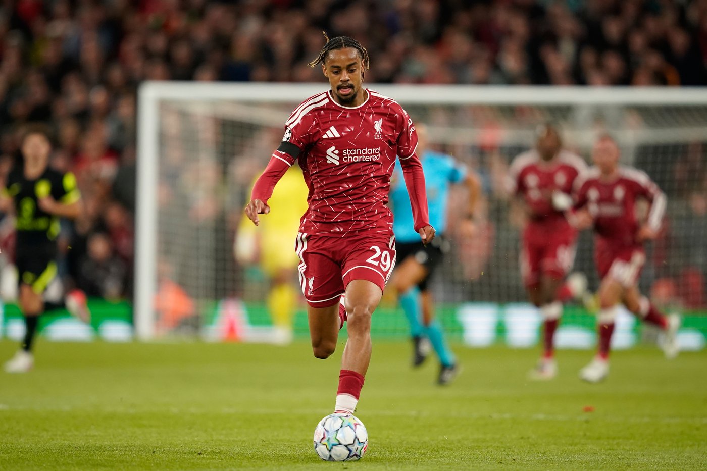 Iraola: Barcola limped out of home debut for Liverpool because of cramps, not injury | iNFOnews.ca