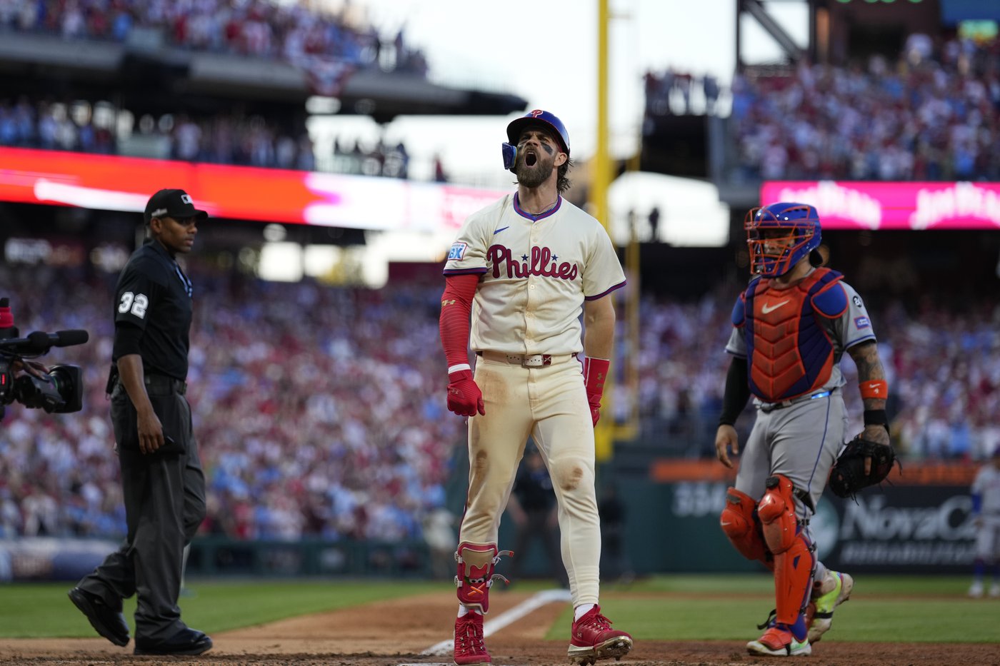 Castellanos wins Game 2 for Phillies with 9th-inning single, top Mets 7-6 | iNFOnews.ca Castellanos wins Game 2 for Phillies with 9th-inning single, top Mets 7-6 | iNFOnews.ca