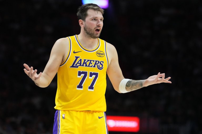 Lakers star Luka Doncic clear to play at Detroit after the NBA rescinds his 16th technical foul | iNFOnews.ca