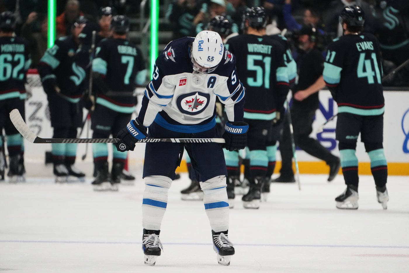 Eberle scores twice in the 3rd period as Kraken take 5-3 victory over the Jets | iNFOnews.ca Eberle scores twice in the 3rd period as Kraken take 5-3 victory over the Jets | iNFOnews.ca