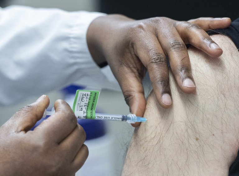 Quebec to stop offering COVID vaccine for free to most people, shots cost up to $180 | iNFOnews.ca