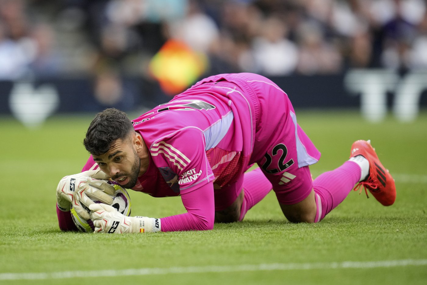 Raya's double save rescues Arsenal in Champions League draw amid attacking concerns without Odegaard | iNFOnews.ca