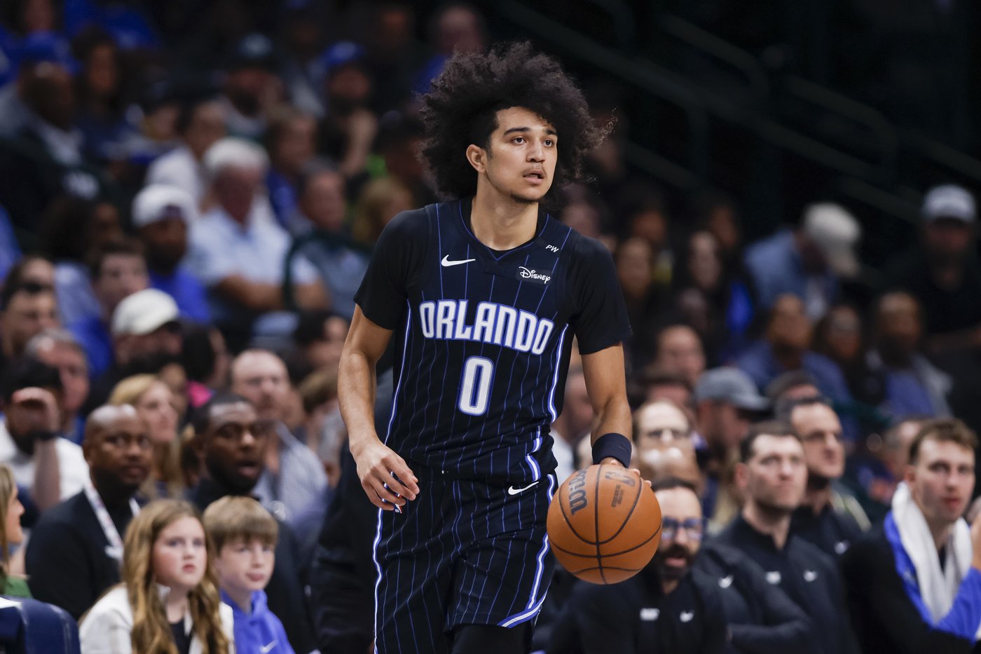 Luka Doncic scores 32 points, Mavericks overwhelm Banchero-less Magic 108-85 | iNFOnews.ca