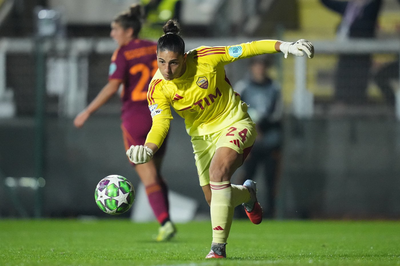 Real Madrid salvages 1-1 draw with Paris FC in Women’s Champions League, Kerr nets 2 in Chelsea rout | iNFOnews.ca Real Madrid salvages 1-1 draw with Paris FC in Women’s Champions League, Kerr nets 2 in Chelsea rout | iNFOnews.ca