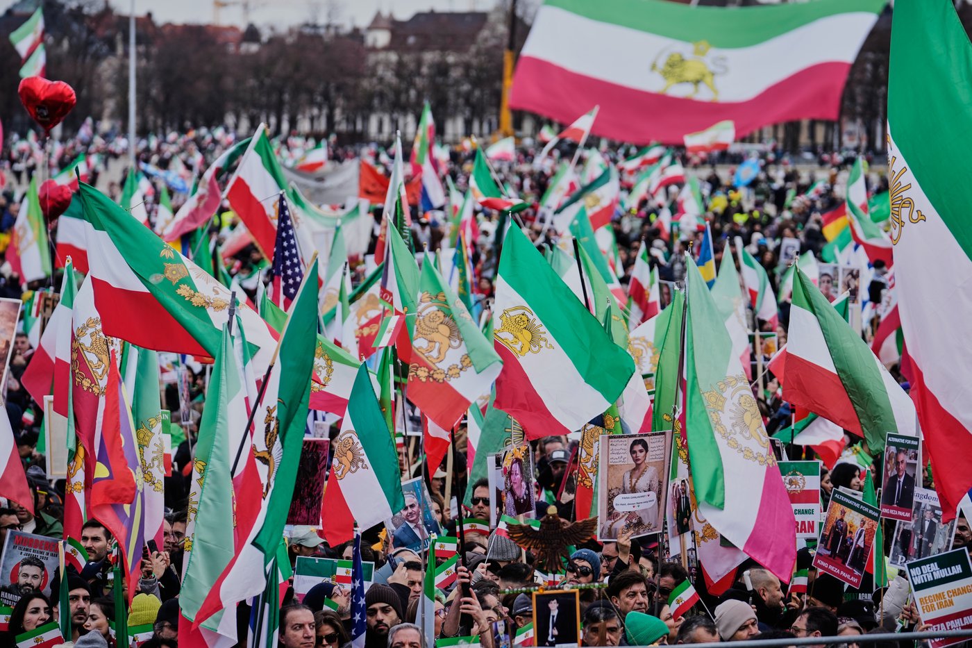Crown prince urges the world to stand with the people of Iran as 250,000 rally in Munich | iNFOnews.ca