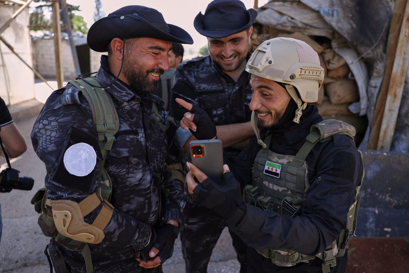 Syrian government and Kurdish-led force exchange prisoners in a step toward easing tensions | iNFOnews.ca Syrian government and Kurdish-led force exchange prisoners in a step toward easing tensions | iNFOnews.ca