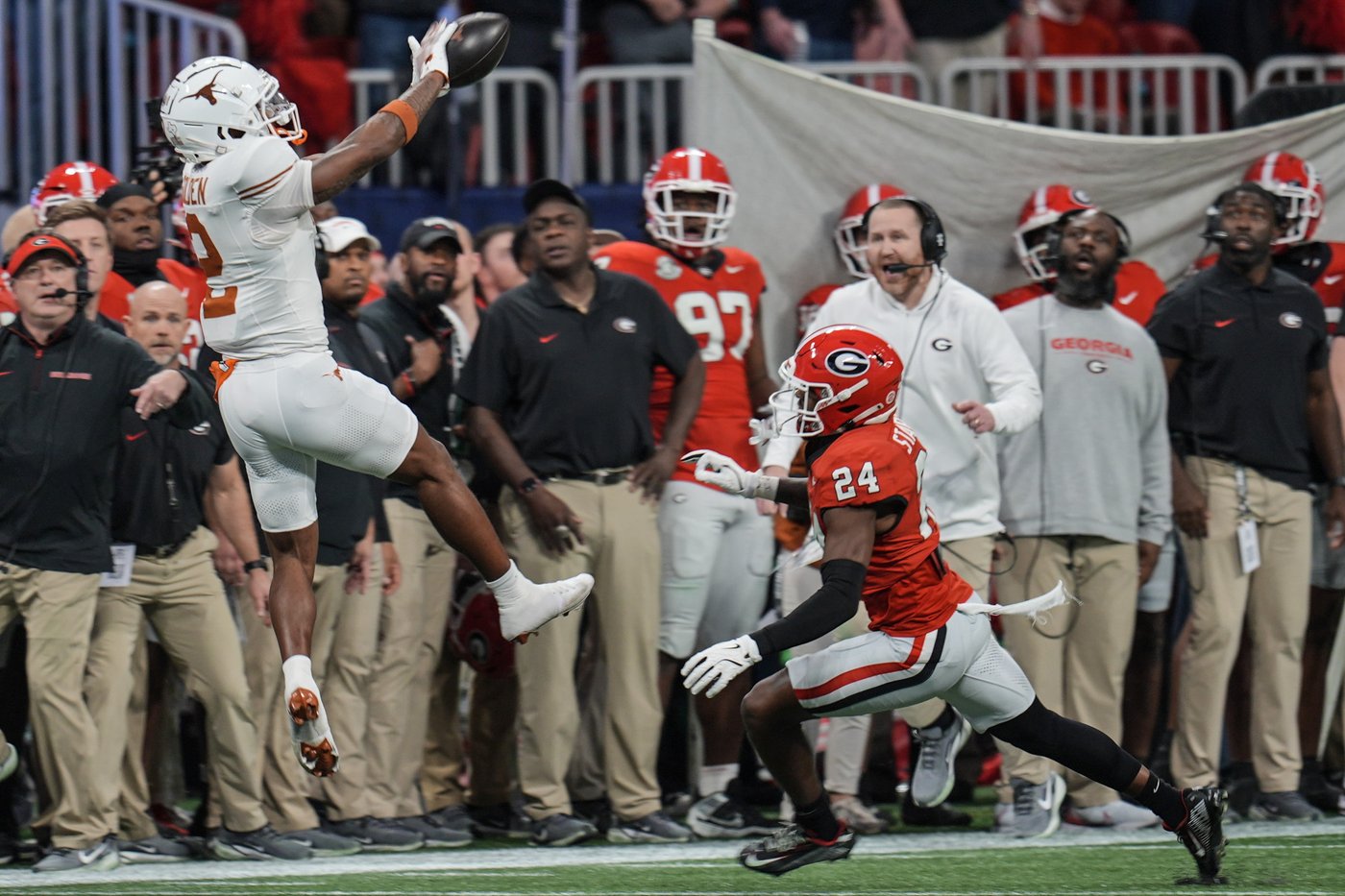 No. 5 Georgia pulls off another overtime stunner, beating No. 2 Texas 22-19 for SEC title | iNFOnews.ca