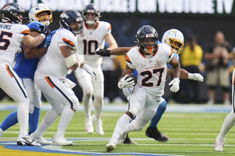 Broncos find winning formula: A run-first offense and a dominant defense | iNFOnews.ca