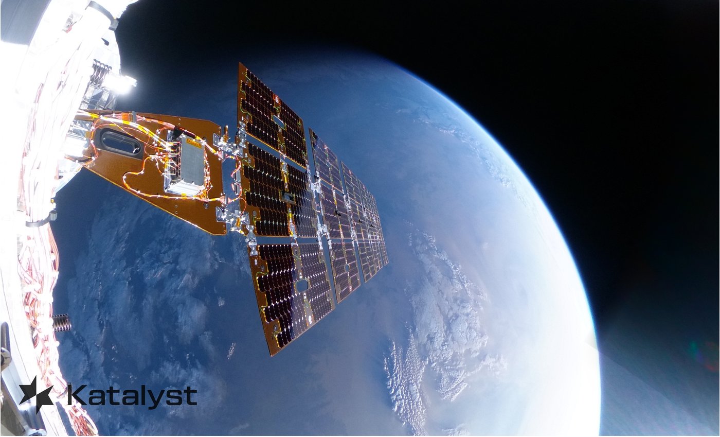 Rescue satellite gets close to NASA's doomed telescope, even if it can't save it | iNFOnews.ca Rescue satellite gets close to NASA's doomed telescope, even if it can't save it | iNFOnews.ca