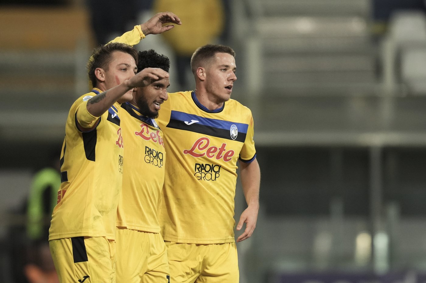 Atalanta goes from the Europa League trophy to the top of Serie A. Inter routs Verona 5-0 | iNFOnews.ca