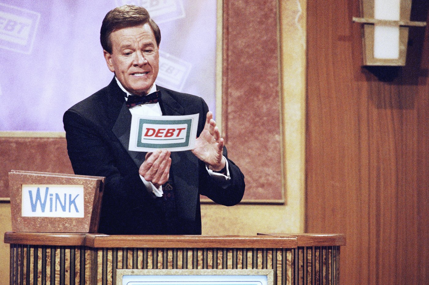 Wink Martindale, the genial game show host and an early TV interviewer of Elvis Presley, dies at 91 | iNFOnews.ca