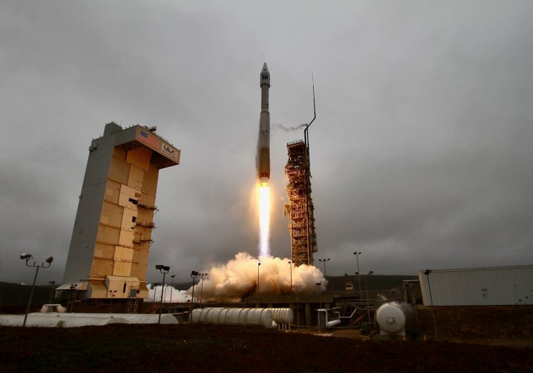 Invited media and military members held at gunpoint at Space Force base in California | iNFOnews.ca