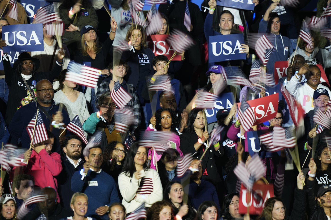 A to-do list, size matters and a 'petty tyrant': Key moments from Kamala Harris' speech | iNFOnews.ca A to-do list, size matters and a 'petty tyrant': Key moments from Kamala Harris' speech | iNFOnews.ca
