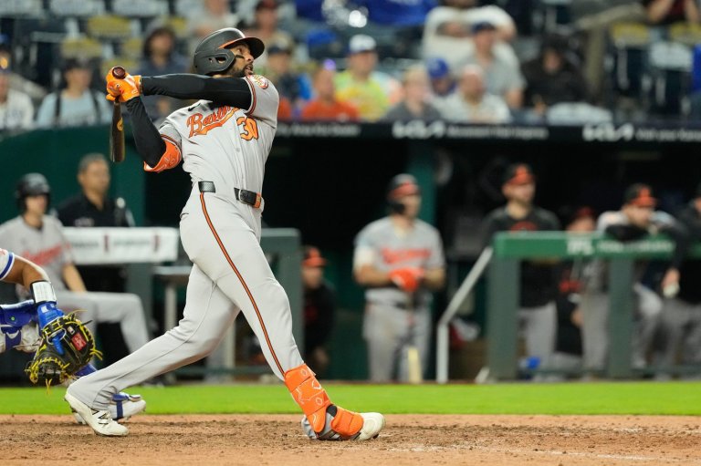 Leody Taveras hits first career grand slam and Orioles hold on for wild 7-5 win over Royals in 12 | iNFOnews.ca