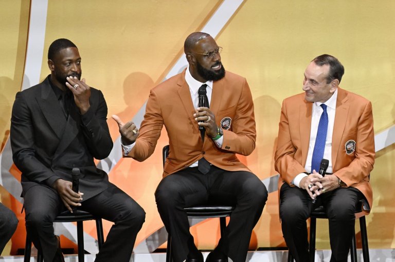 LeBron James uses basketball diplomacy to bridge US-China tensions | iNFOnews.ca