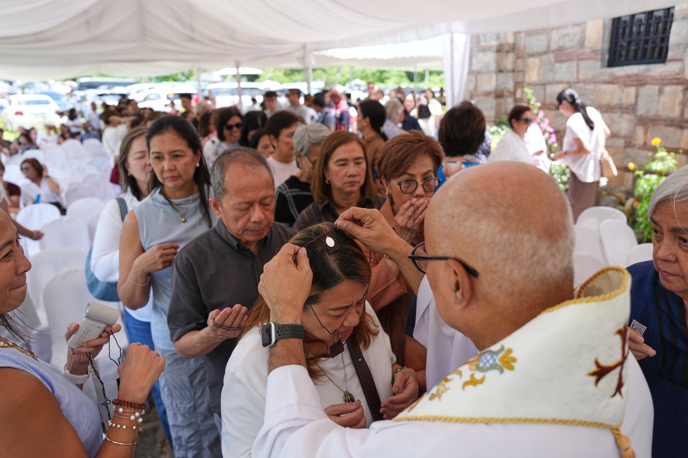 Replica of the Virgin Mary’s House draws Catholic devotees in the Philippines | iNFOnews.ca