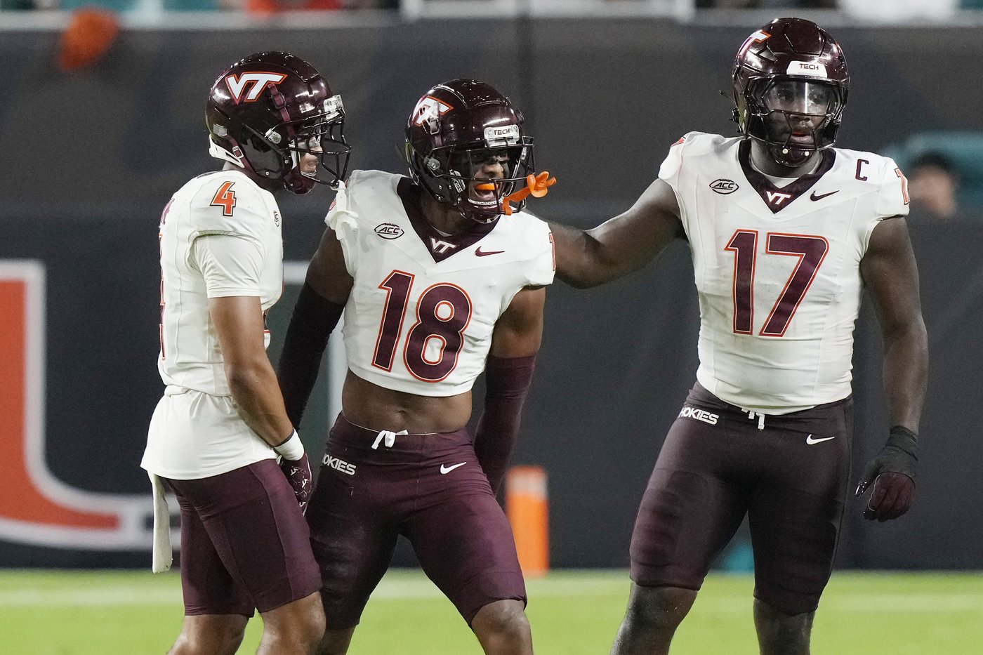 No. 7 Miami survives Virginia Tech 38-34 to remain unbeaten after Hail Mary TD overturned | iNFOnews.ca