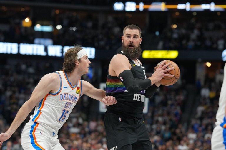 Nuggets win 11th straight, beating Thunder 127-107 in battle of reserves as playoffs approach | iNFOnews.ca