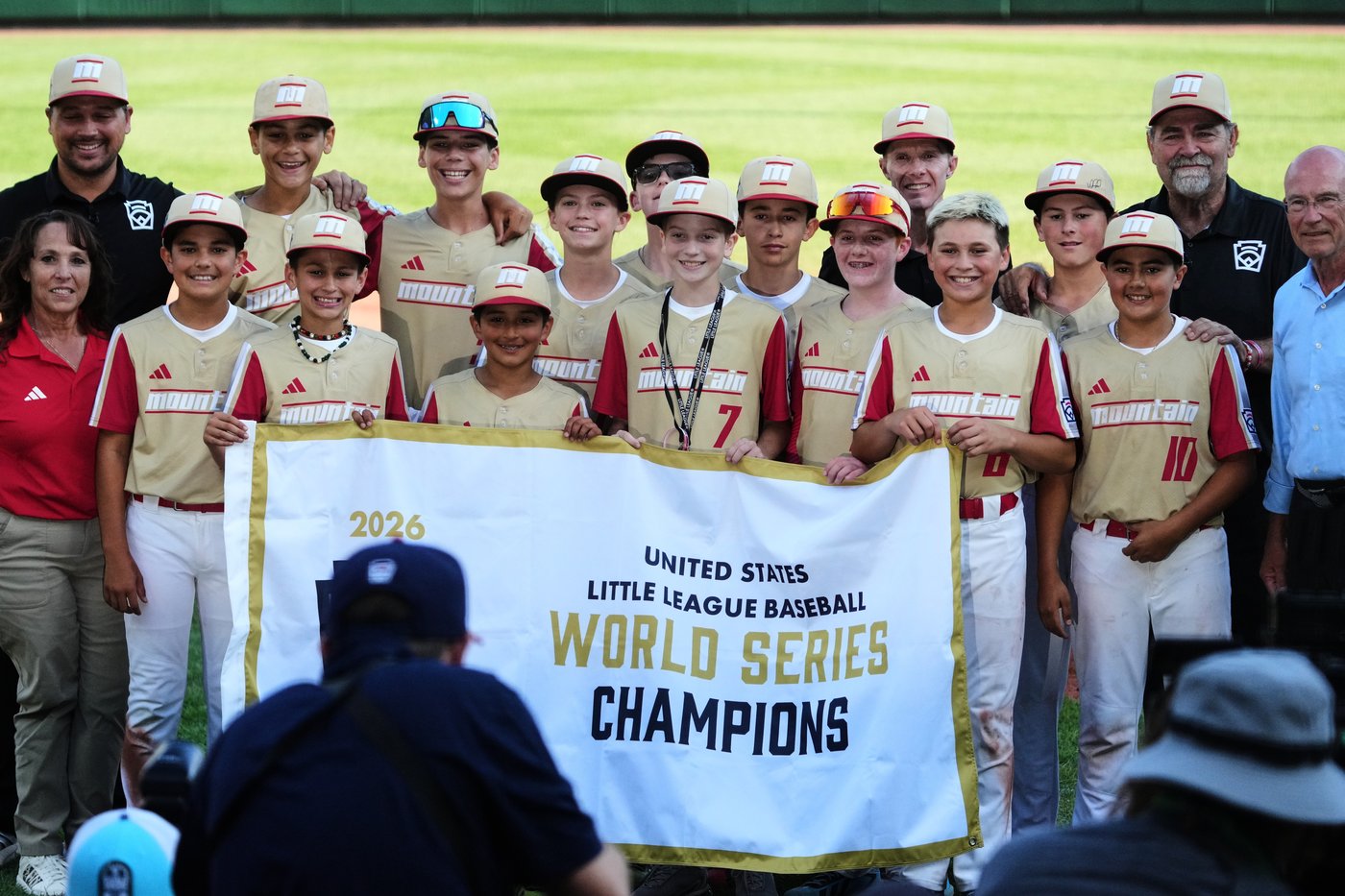 Carsynn Meyer’s RBI single sparks Nevada’s 12-2 rout of Ohio into LLWS title game | iNFOnews.ca