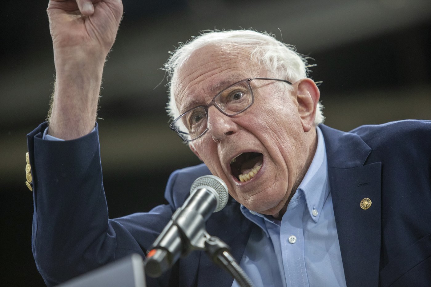 PHOTO COLLECTION: AOC Bernie Sanders | iNFOnews.ca