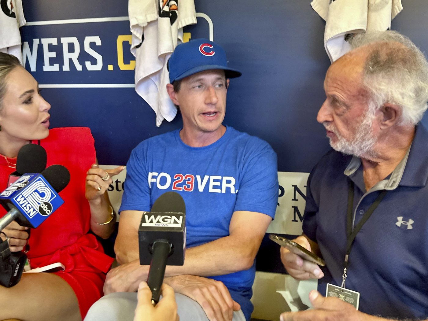 Cubs introduce ceremonial patch on their uniform to honor Ryne Sandberg | iNFOnews.ca Cubs introduce ceremonial patch on their uniform to honor Ryne Sandberg | iNFOnews.ca