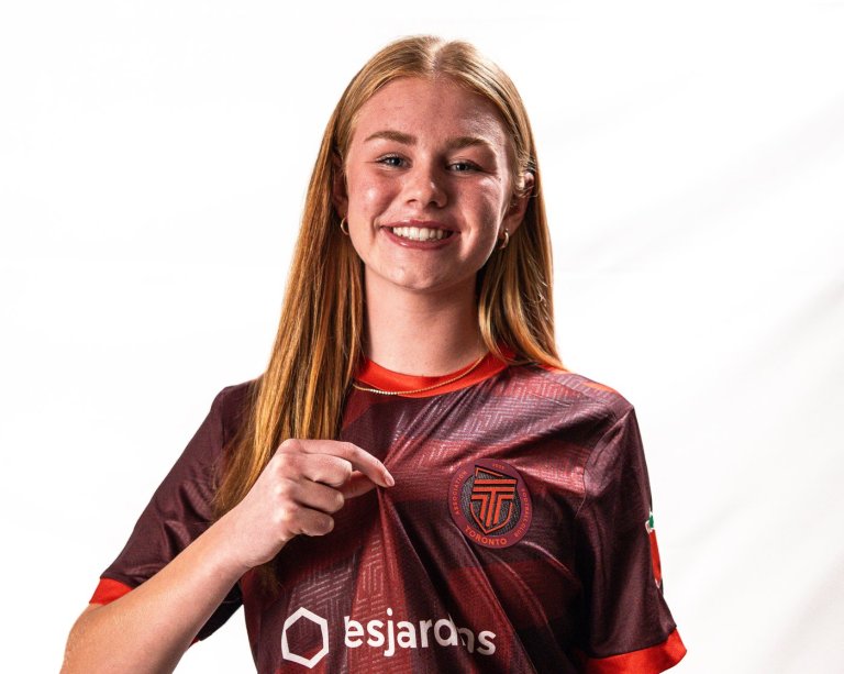 Teenage midfielder Olivia Chisholm signs first professional deal with AFC Toronto | iNFOnews.ca