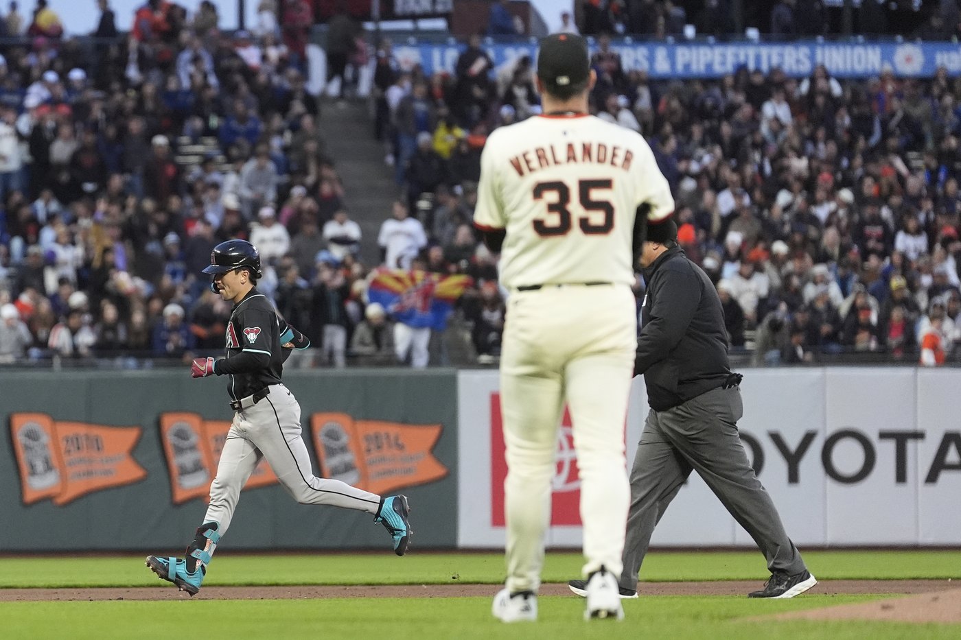 Corbin Carroll homers twice off Justin Verlander and the Diamondbacks beat the Giants 2-1 | iNFOnews.ca Corbin Carroll homers twice off Justin Verlander and the Diamondbacks beat the Giants 2-1 | iNFOnews.ca
