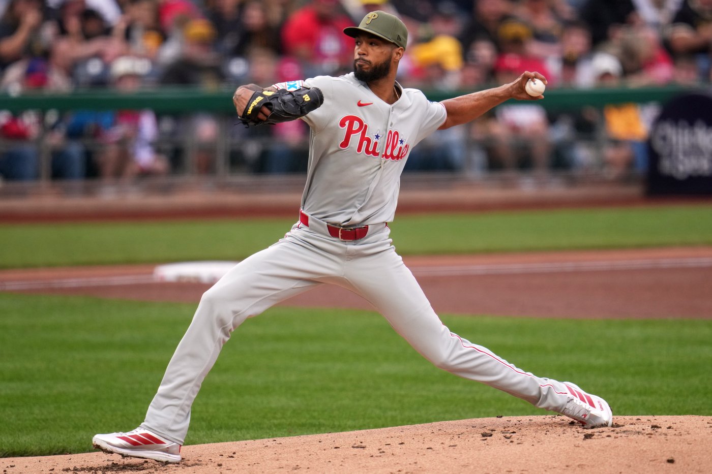 Cristopher Sánchez strikes out a career-high 13 as the Phillies beat the Pirates 6-0 to reach .500 | iNFOnews.ca