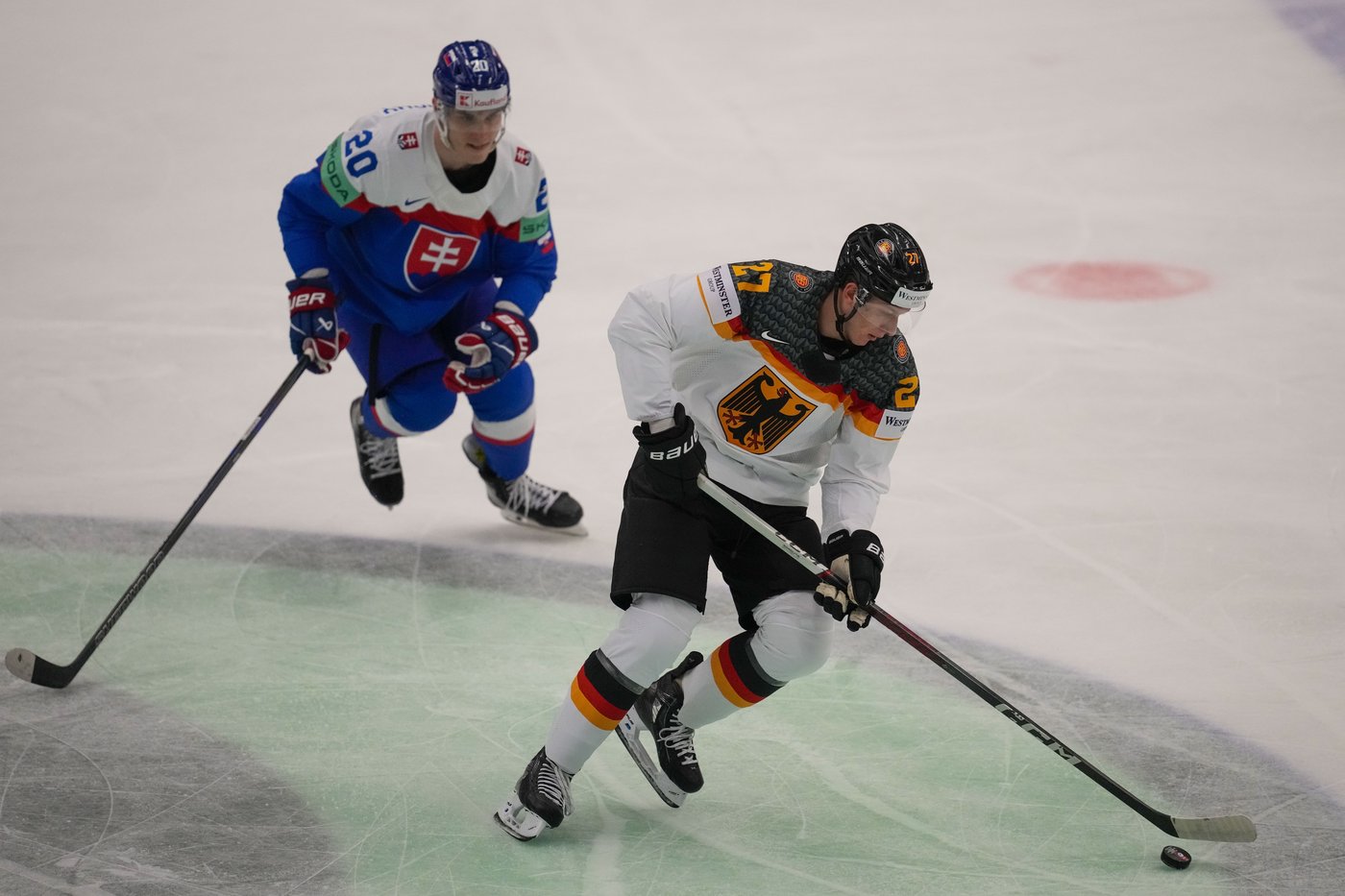 Montreal Canadiens sign defenceman Maksymilian Szuber to one-year contract | iNFOnews.ca Montreal Canadiens sign defenceman Maksymilian Szuber to one-year contract | iNFOnews.ca