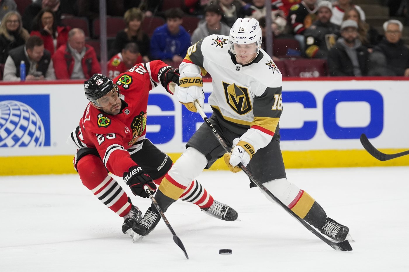 Bertuzzi, Jones help Blackhawks beat slumping Golden Knights 5-3. | iNFOnews.ca Bertuzzi, Jones help Blackhawks beat slumping Golden Knights 5-3. | iNFOnews.ca