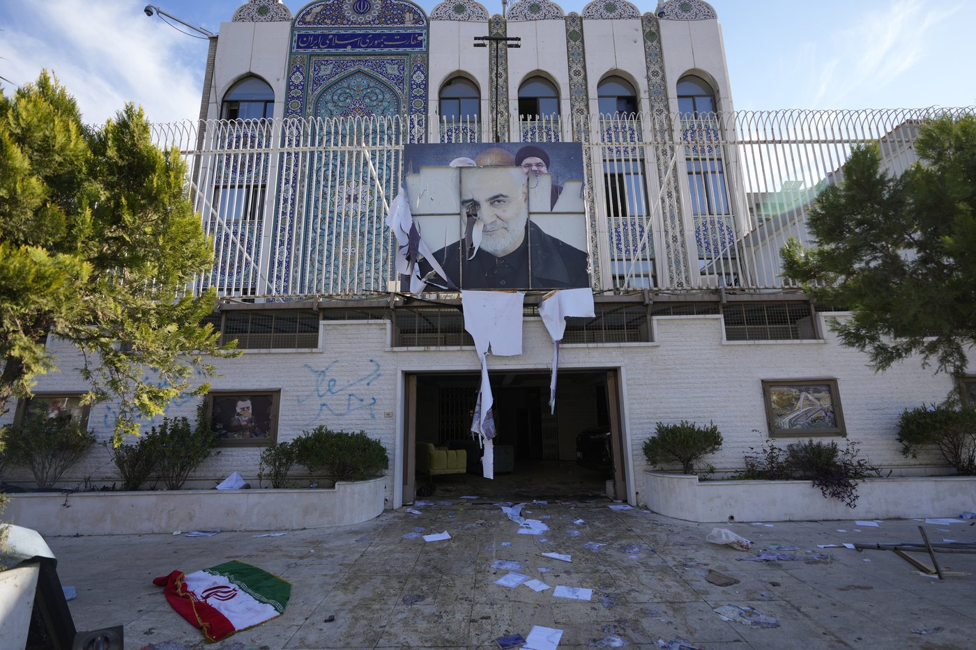 Analysis: Collapse of Syria's Assad is a blow to Iran's 'Axis of Resistance' | iNFOnews.ca Analysis: Collapse of Syria's Assad is a blow to Iran's 'Axis of Resistance' | iNFOnews.ca