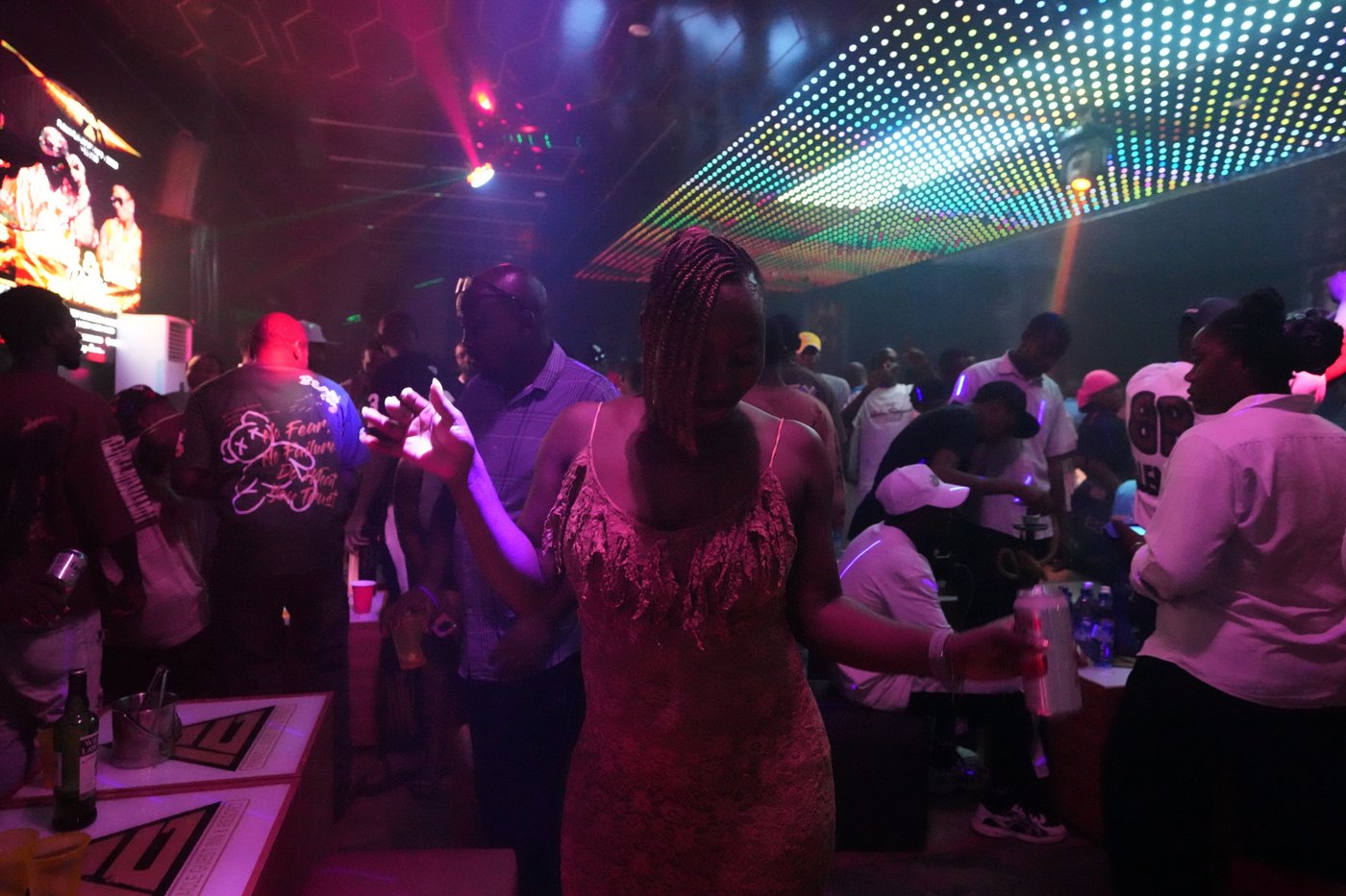 In Nigeria’s troubled north, a bustling nightlife lives with a morality police and insecurity | iNFOnews.ca In Nigeria’s troubled north, a bustling nightlife lives with a morality police and insecurity | iNFOnews.ca