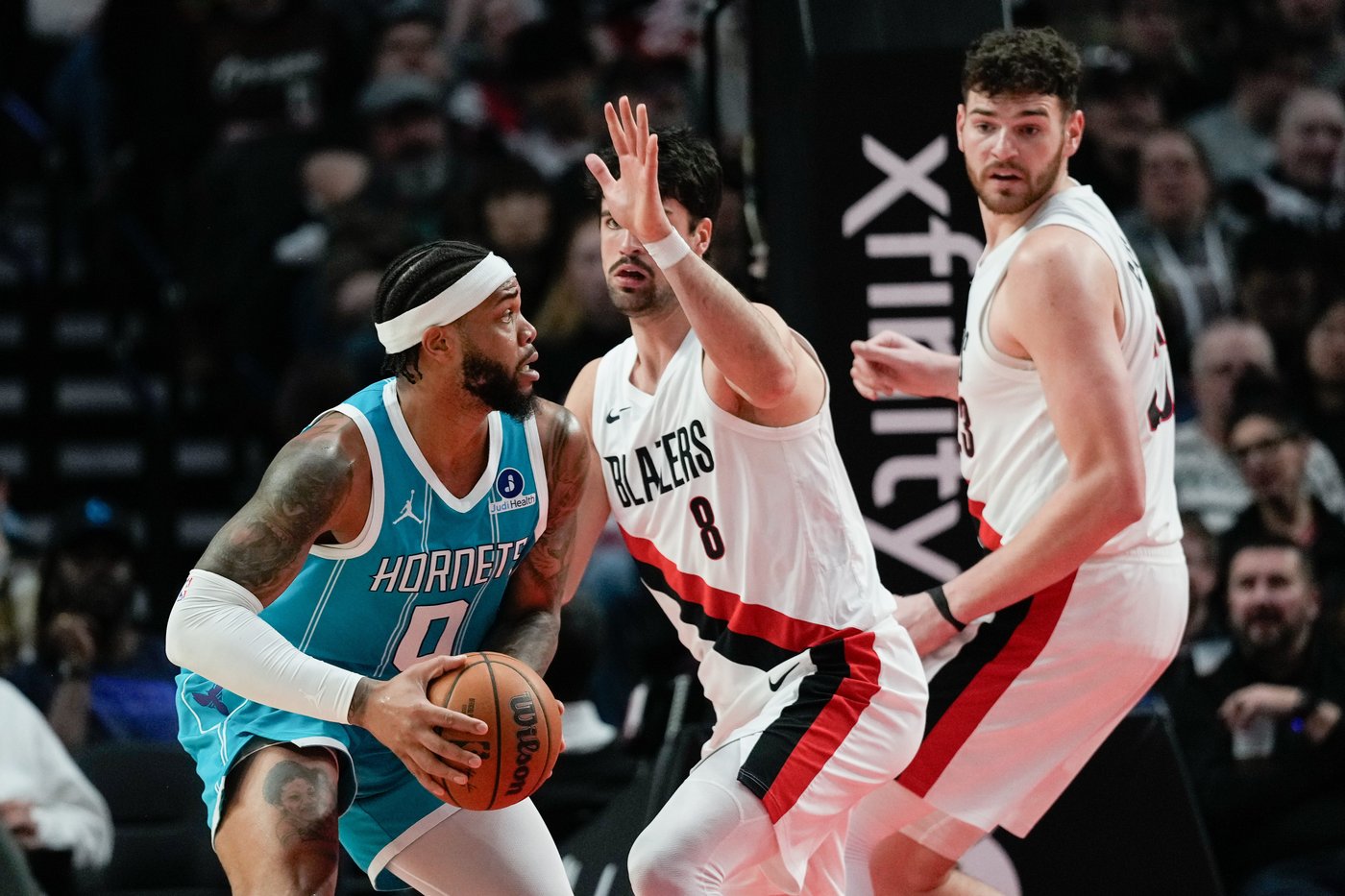 Hornets rally for 103-101 victory over the Trail Blazers | iNFOnews.ca