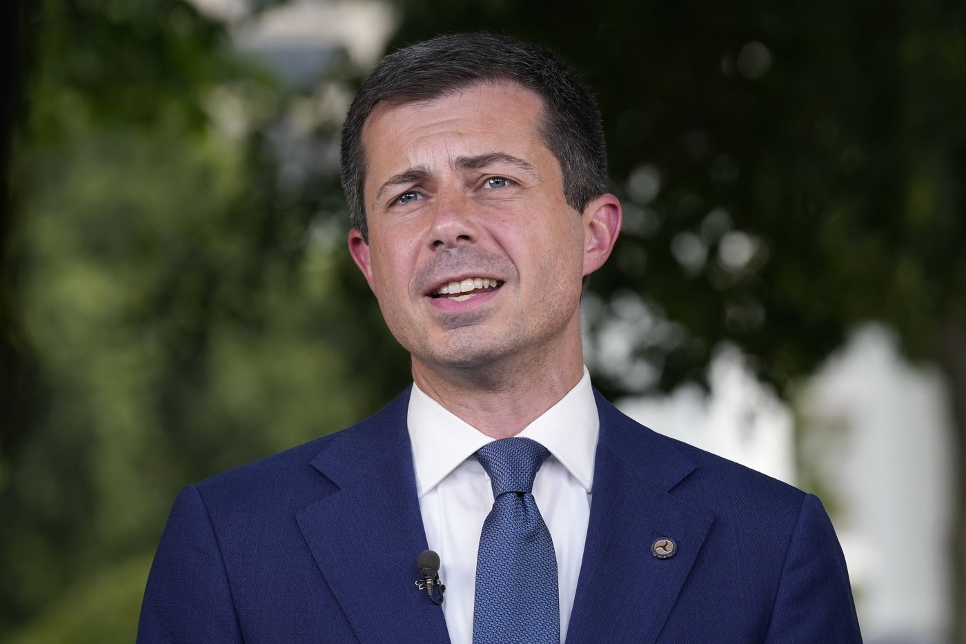 Buttigieg weighs a decision with huge implications for Democrats: Run for Senate or president? | iNFOnews.ca