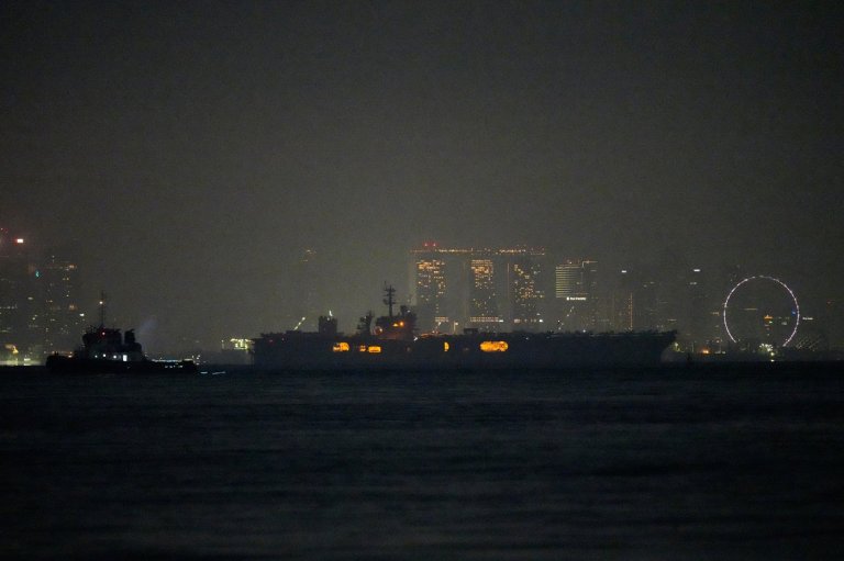 USS Abraham Lincoln sails past Singapore on its way home from Middle East | iNFOnews.ca