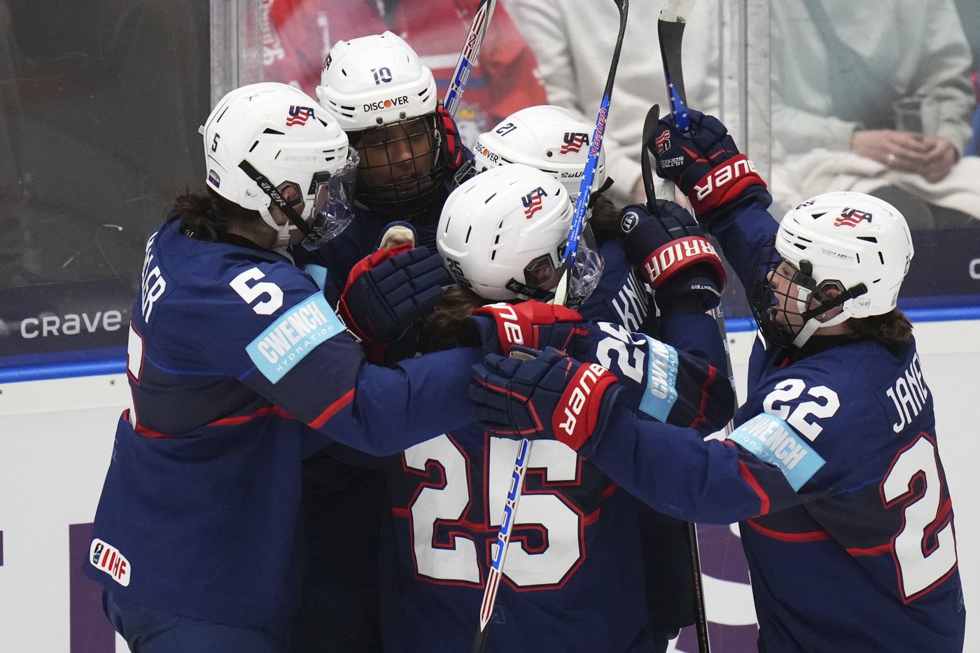 Canada blasts Finland 8-1 to face the US in another women’s ice hockey worlds final | iNFOnews.ca