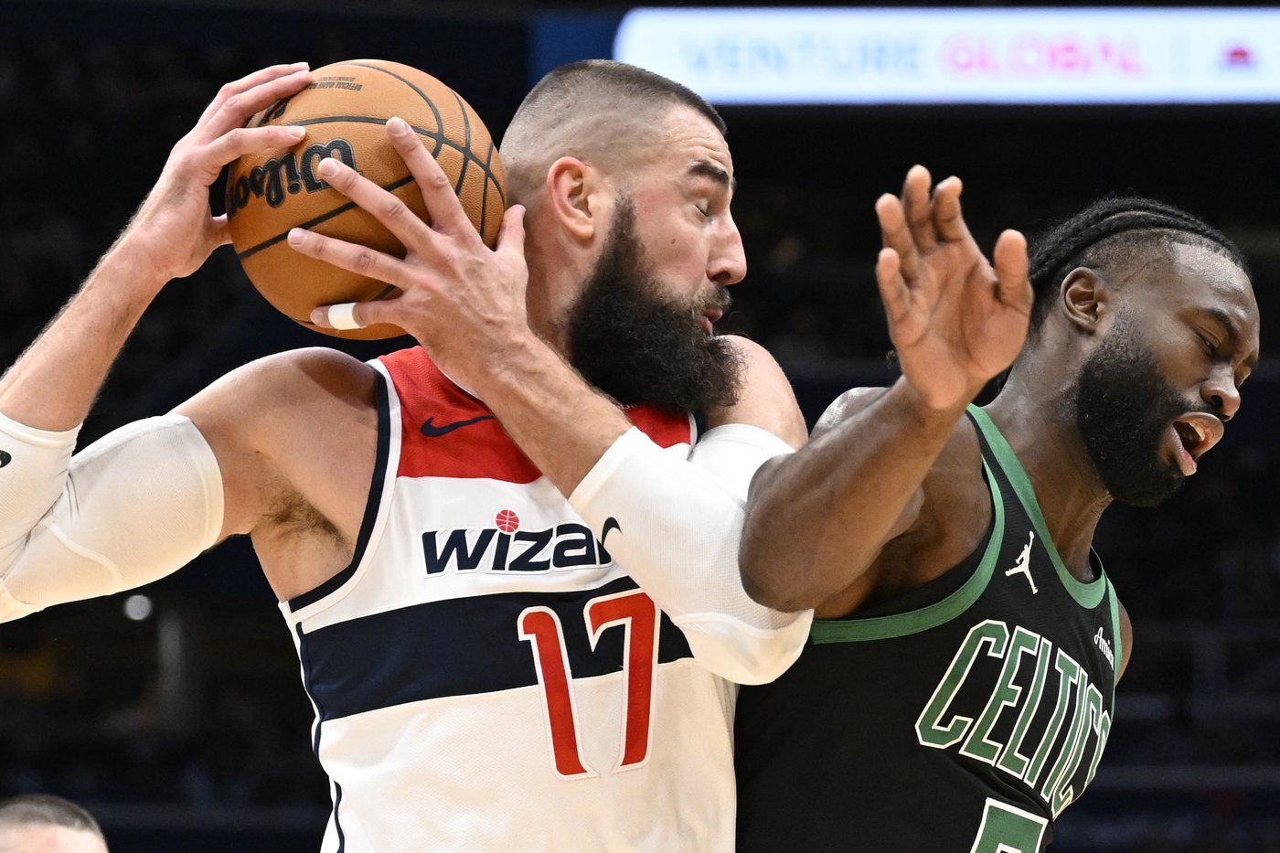 Tatum, Brown help Celtics rout Wizards 122-102 in first road game | iNFOnews.ca Tatum, Brown help Celtics rout Wizards 122-102 in first road game | iNFOnews.ca