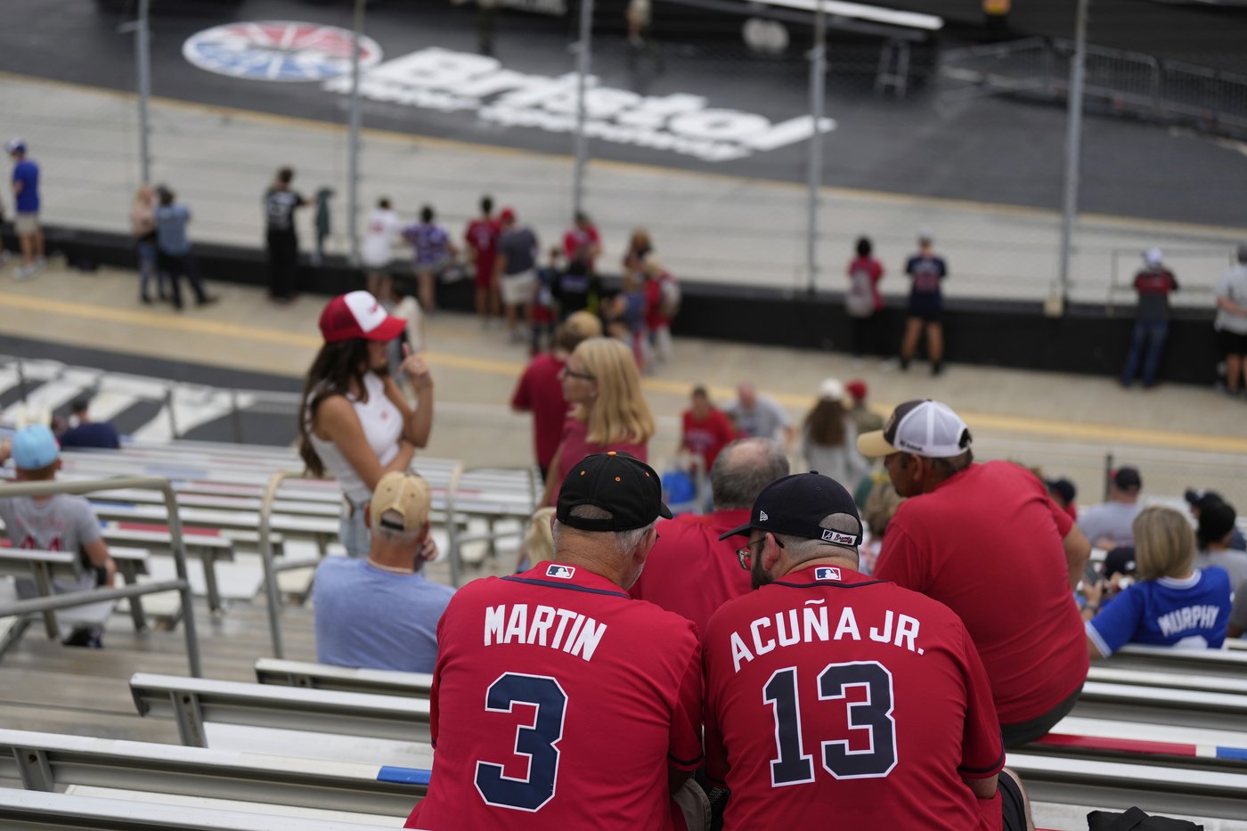 White goes deep twice as the Braves beat the Reds in rain-delayed MLB Speedway Classic at Bristol | iNFOnews.ca