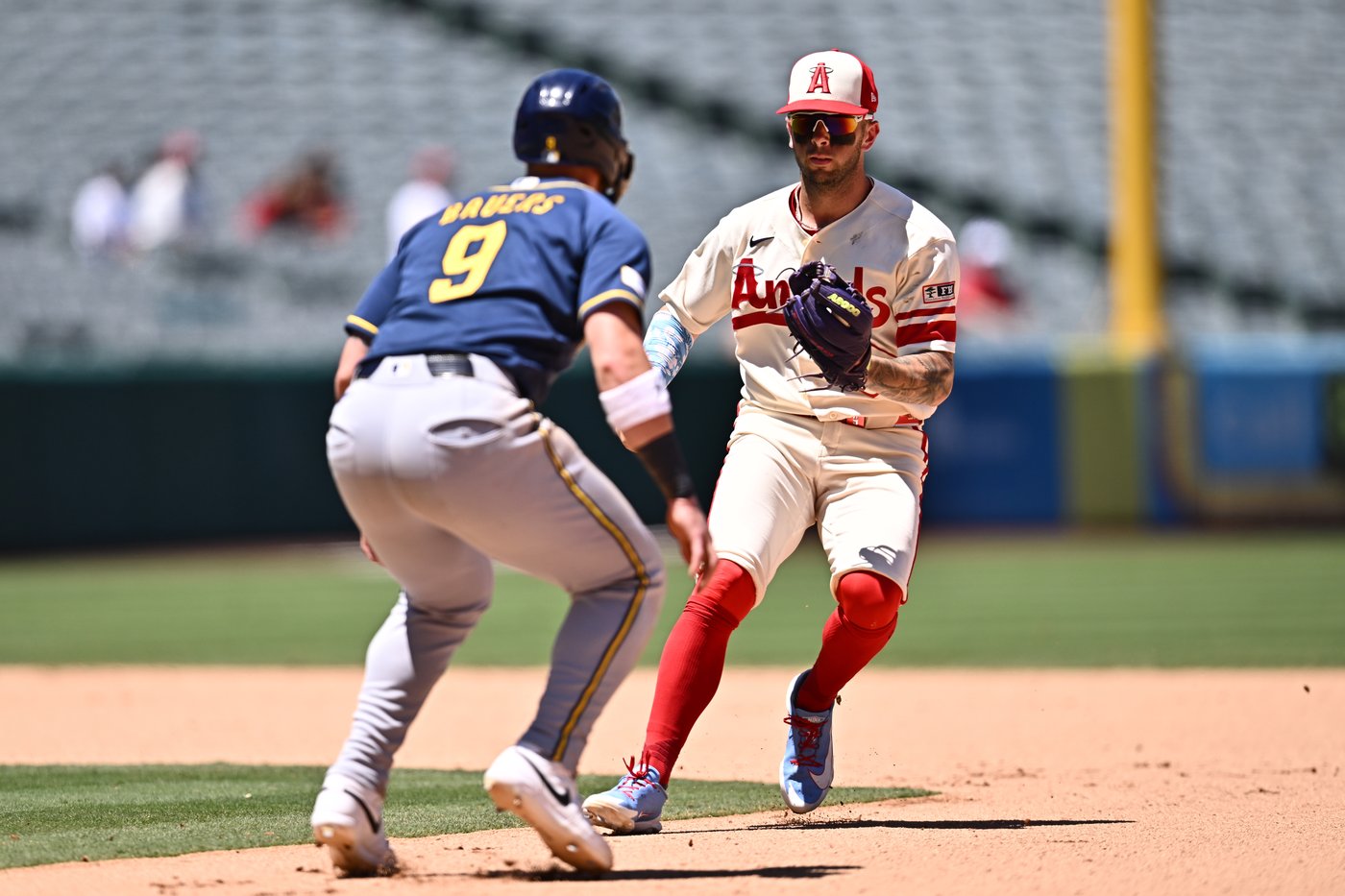 Ureña throws 3-hit ball for 6 innings, Meckler hits 2-run homer as Angels beat Brewers 3-0 | iNFOnews.ca